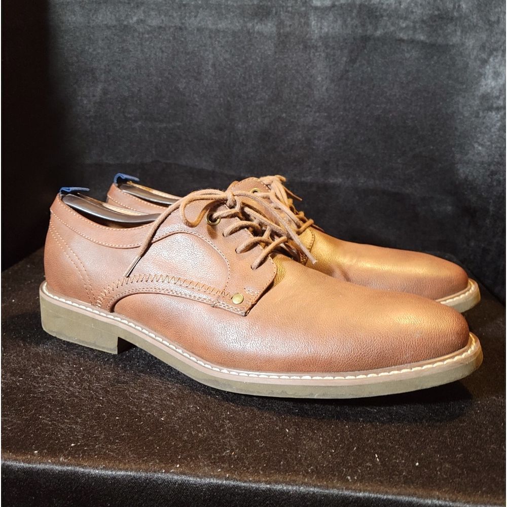Guess men's 9.6